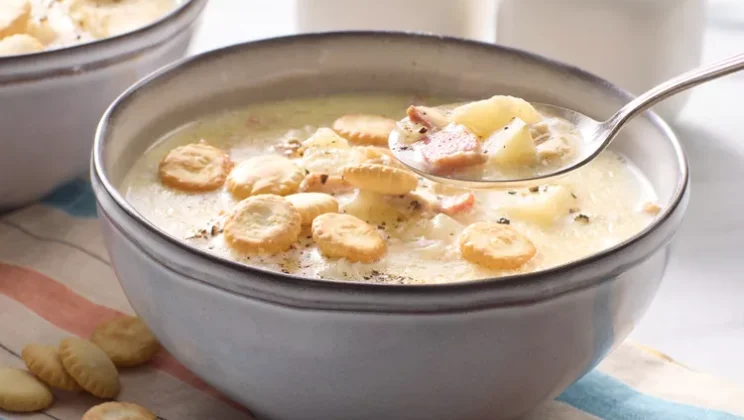 Authentic New England Clam Chowder Recipe You’ll Love